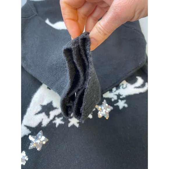 Women's Love & Legend Black & White Unicorn Crew Neck Sweater Plus 1X Fuzzy Soft - Picture 5 of 13